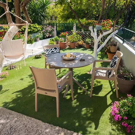 The Prickly Pear * Χανιά