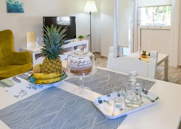 The Prickly Pear 干尼亞